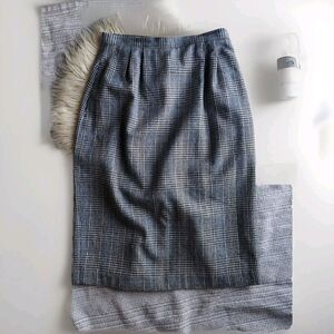 Vintage Fitted Wool Blend Midi Skirt Navy Black Gray Plaid 10/ (6/8) w/Back Slit